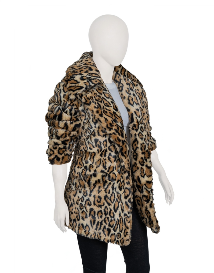 Yellowstone Kelly Reilly Cheetah Print Coat