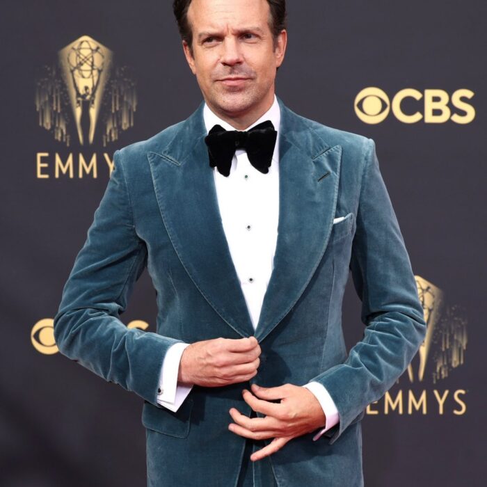 Ted-Lasso-Jason-Sudeikis-Blue-Velvet-Blazer